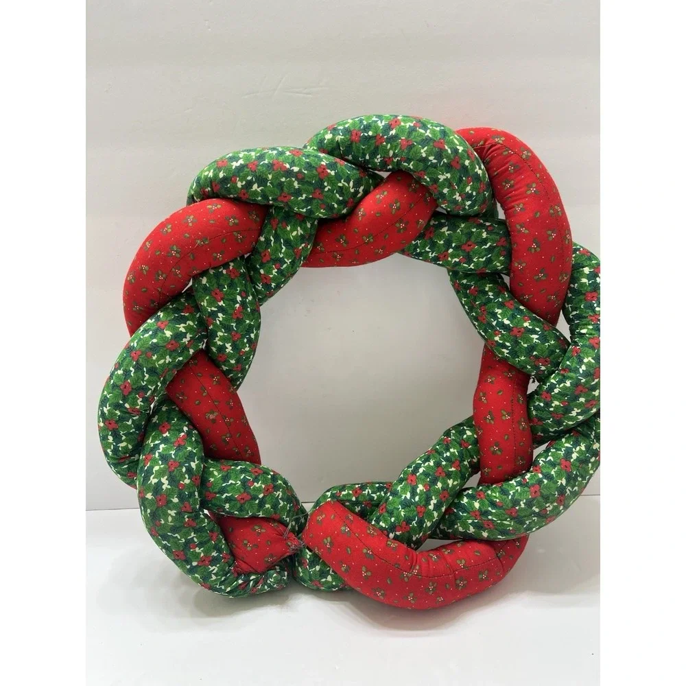 Vintage Christmas Fabric Braided Wreath Braided Green Red 12